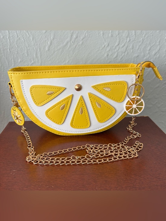 Source Unknown Handbags - Yellow Lemon Slice Crossbody with FREE Lemon Slice Keychain/Purse Charm
